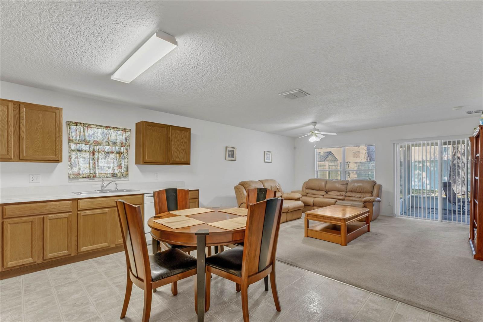 350 Willowbay Ridge St