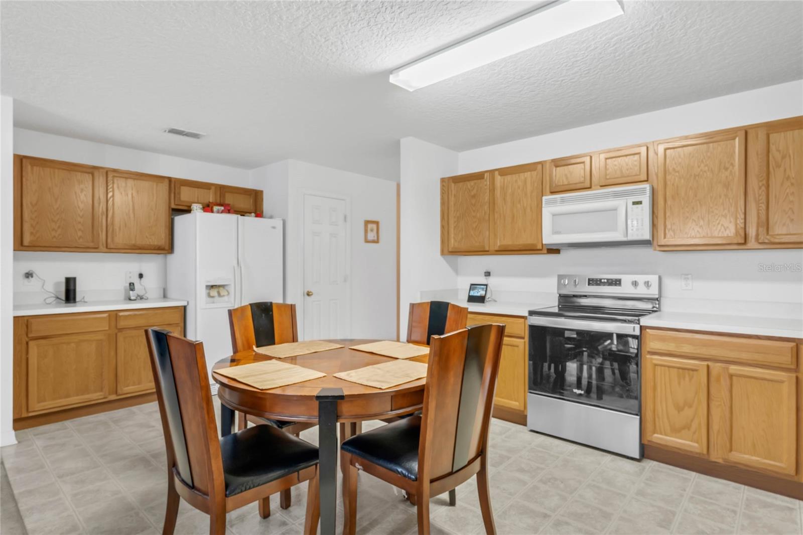 350 Willowbay Ridge St