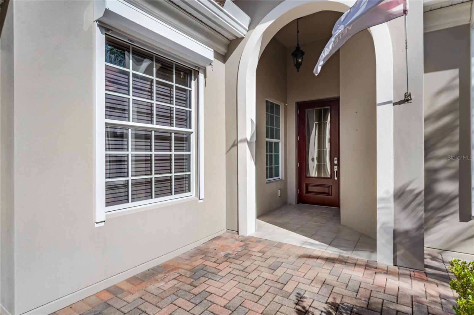 11800 Zelkova Ln