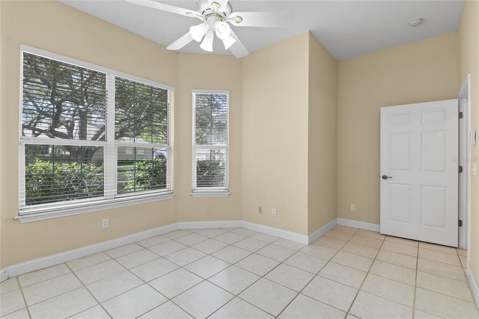 10507 Holly Crest Dr