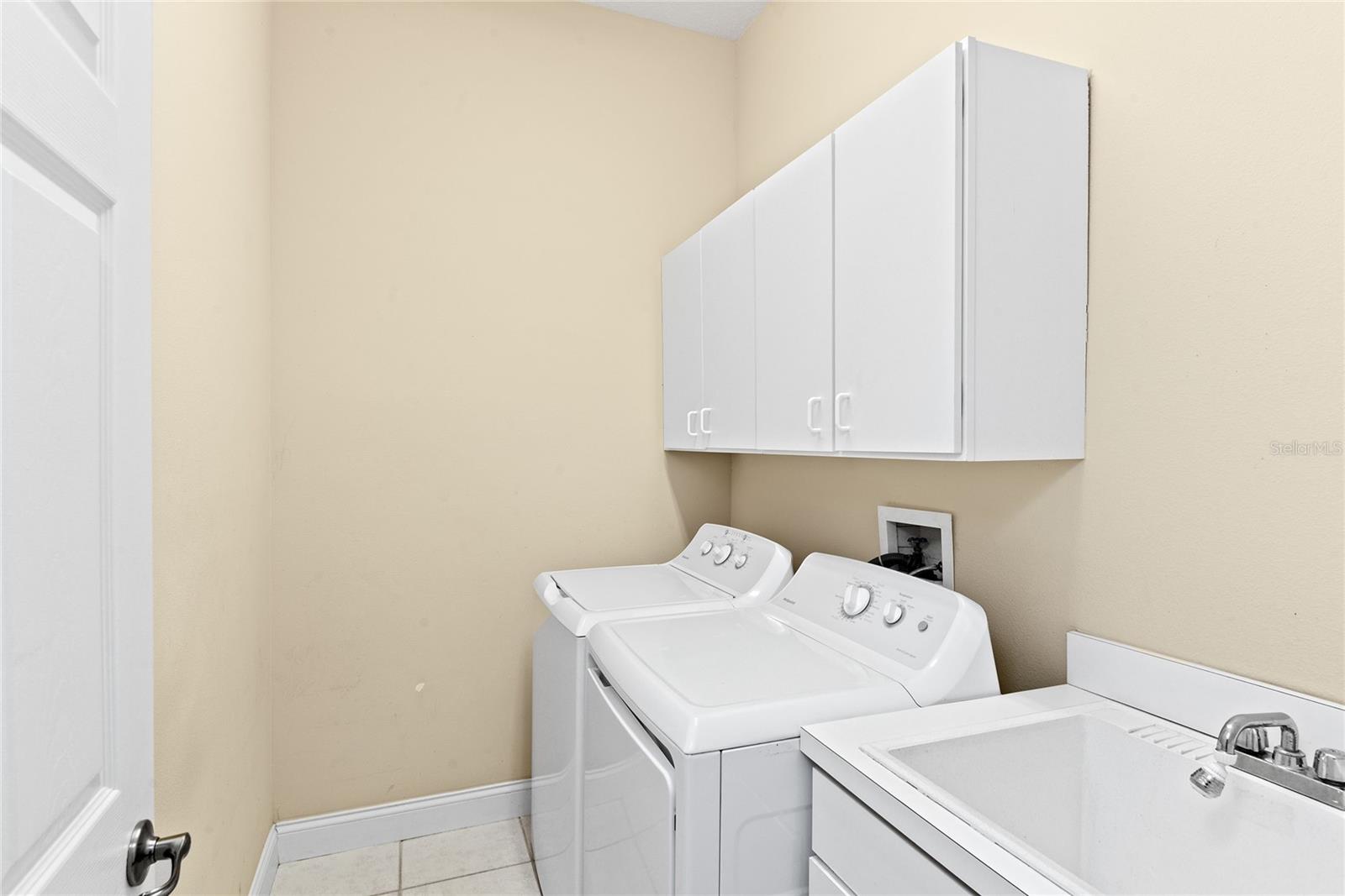 10507 Holly Crest Dr