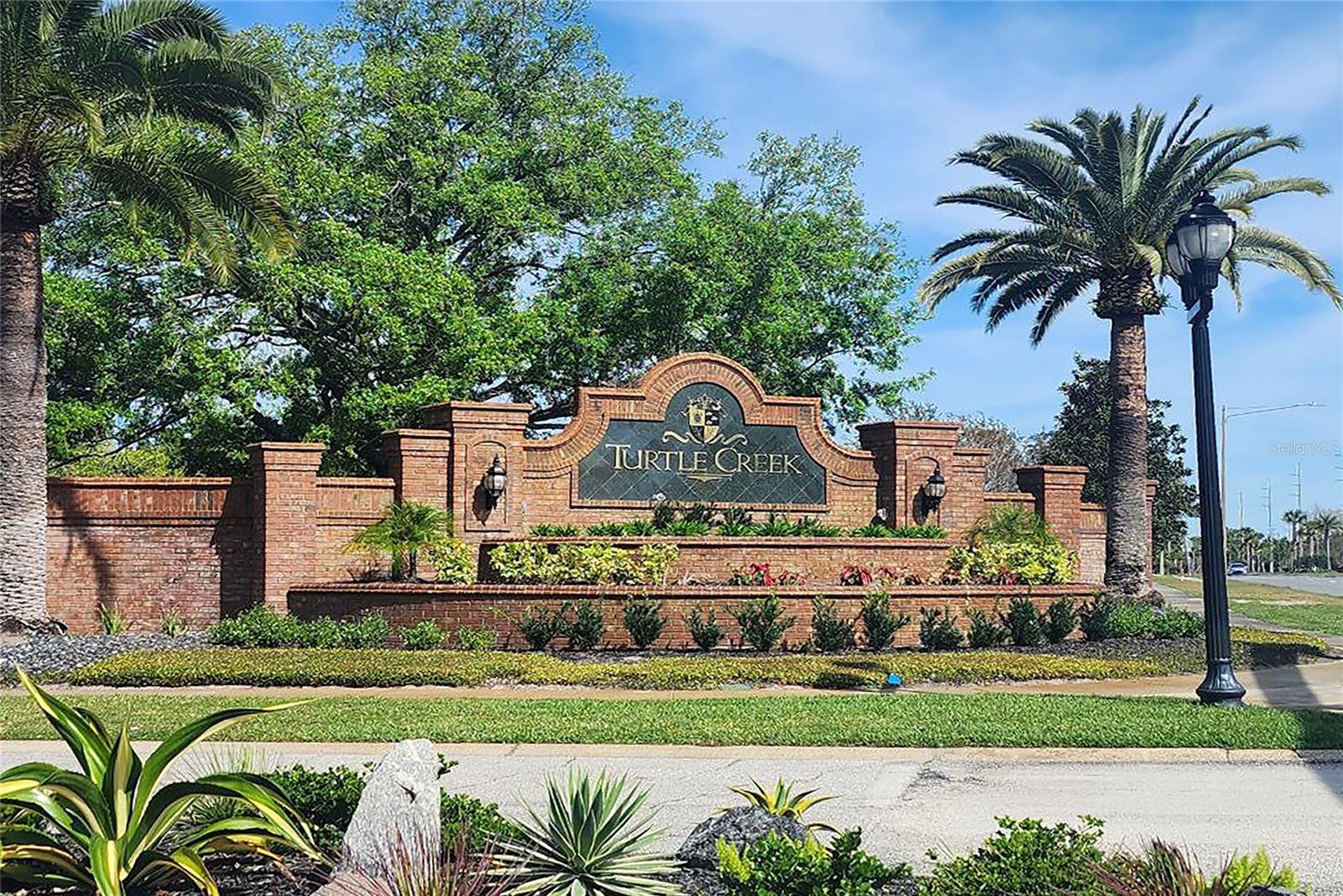 10507 Holly Crest Dr