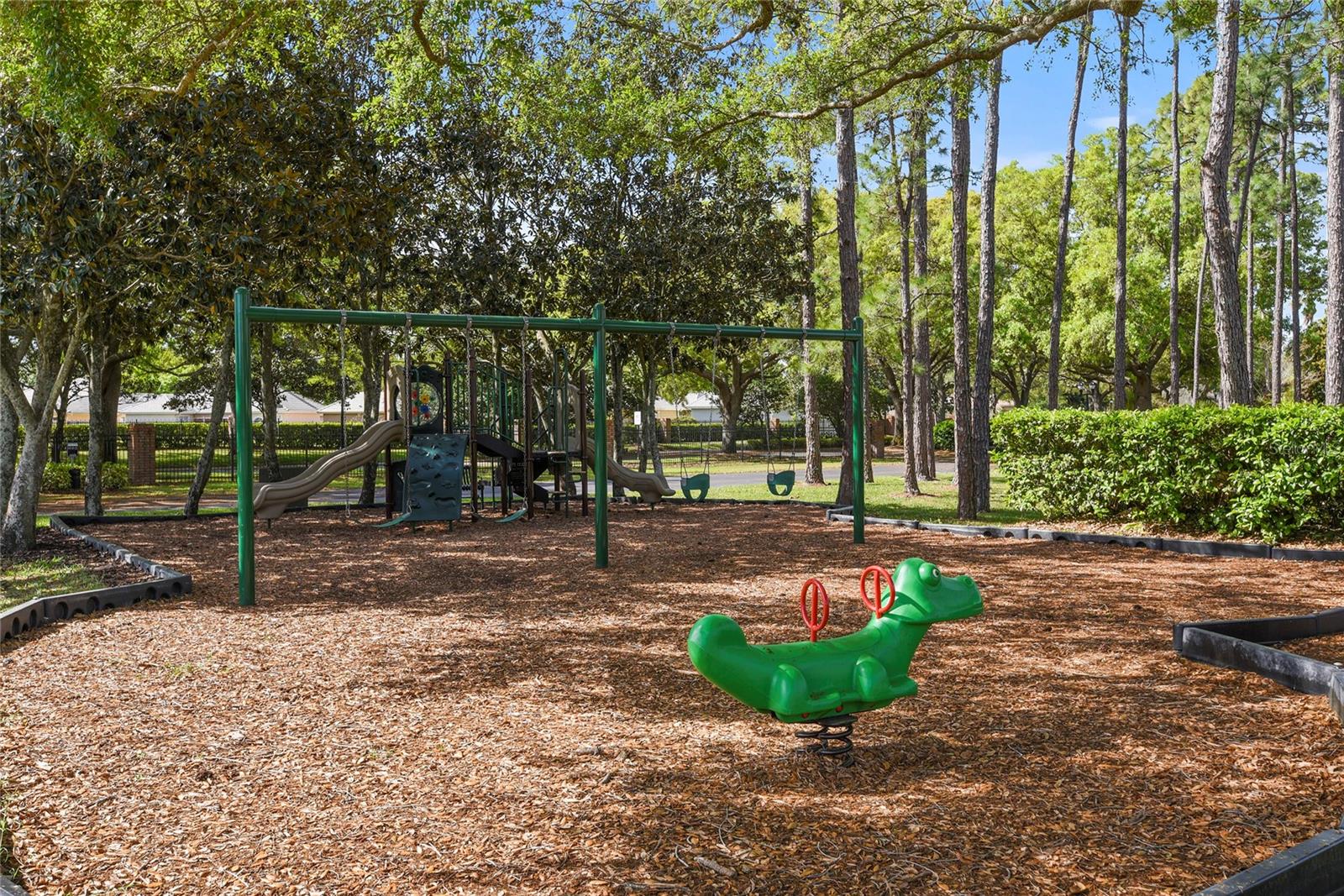 10507 Holly Crest Dr