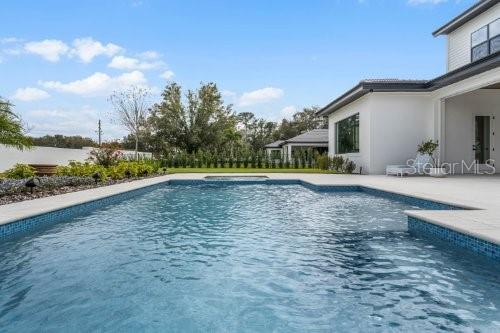 2516 Windermere Reserve Ct