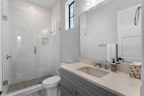 2516 Windermere Reserve Ct