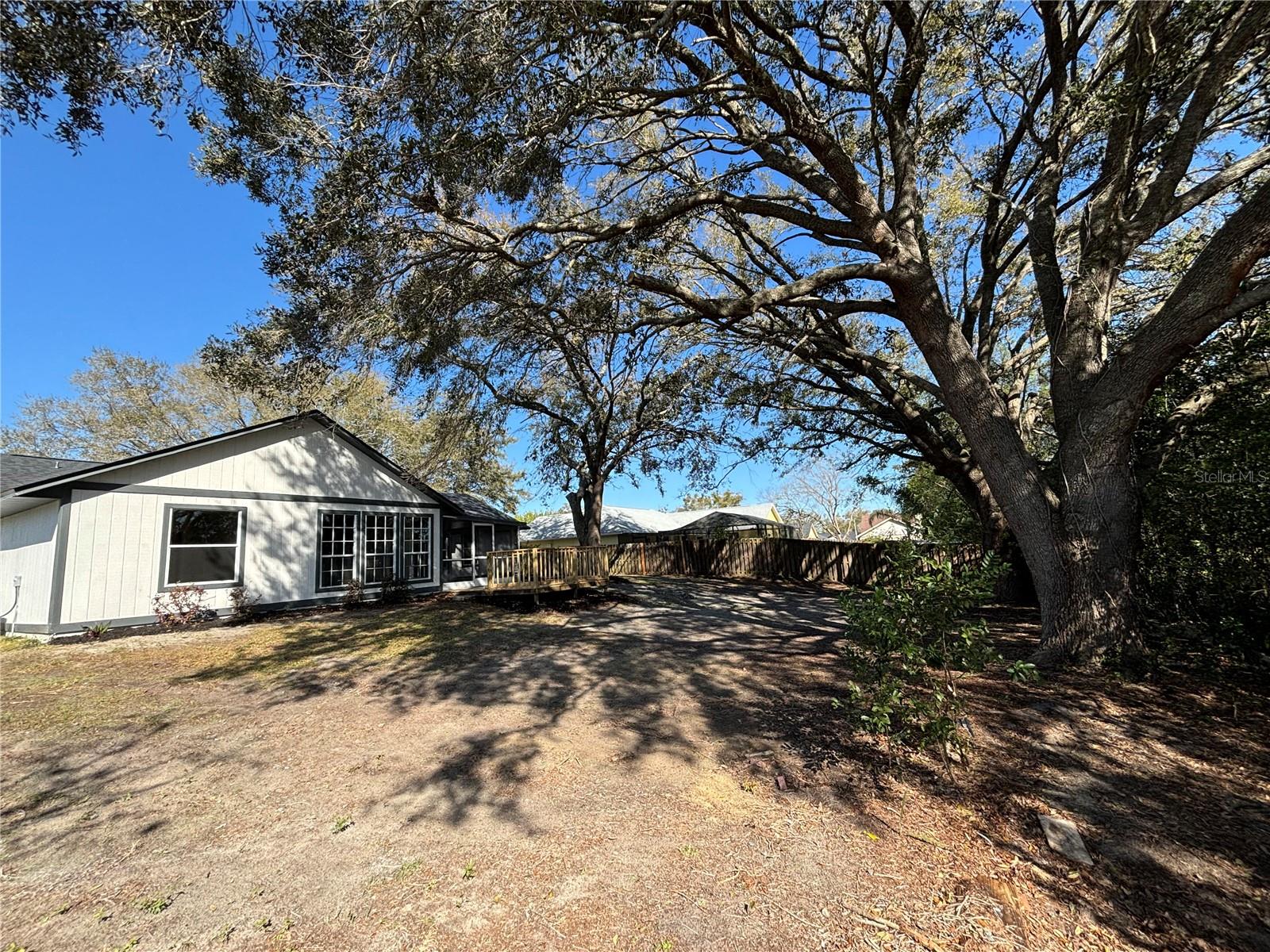 15 Surrey Rd