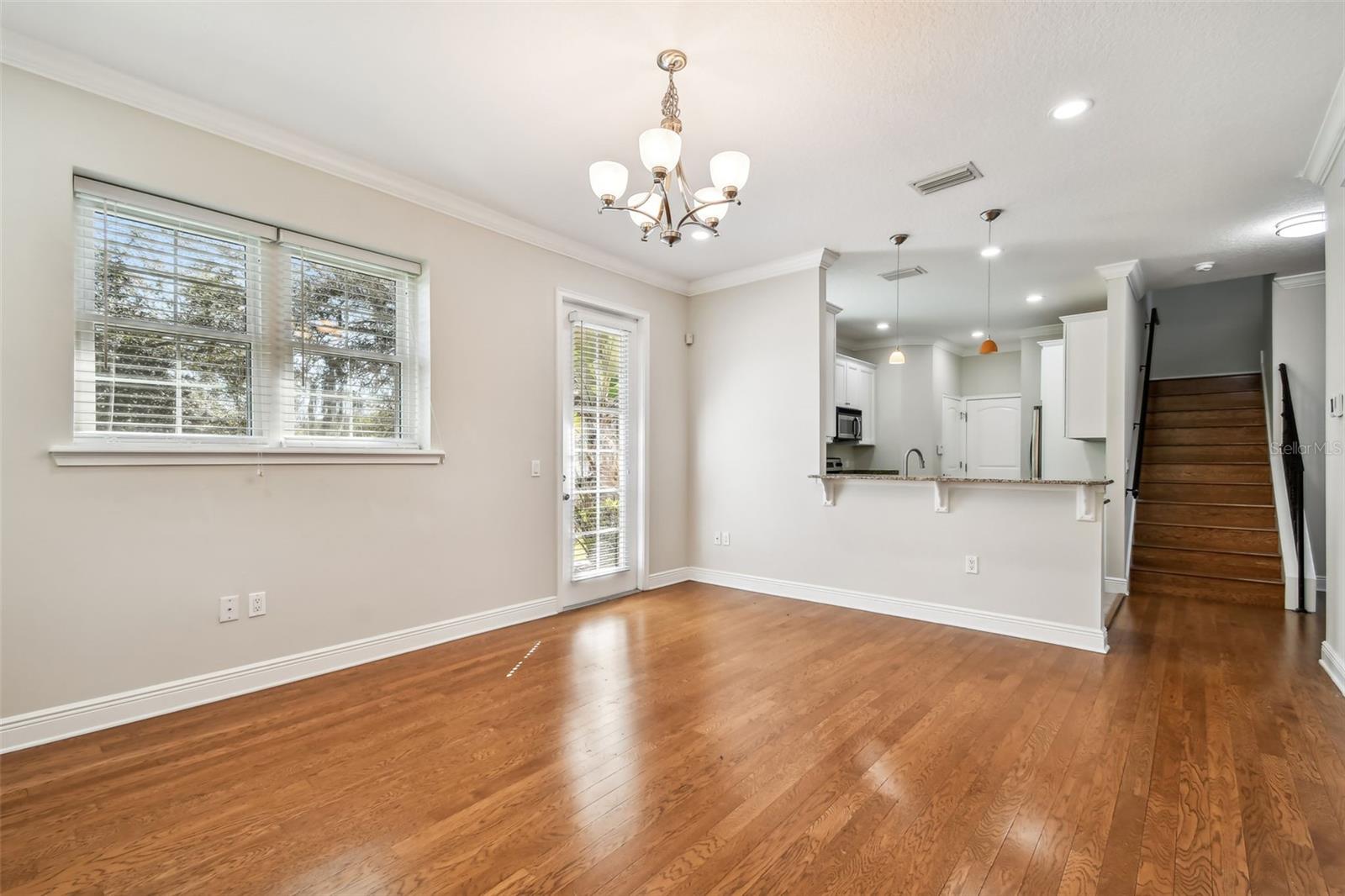 1304 Palmer St