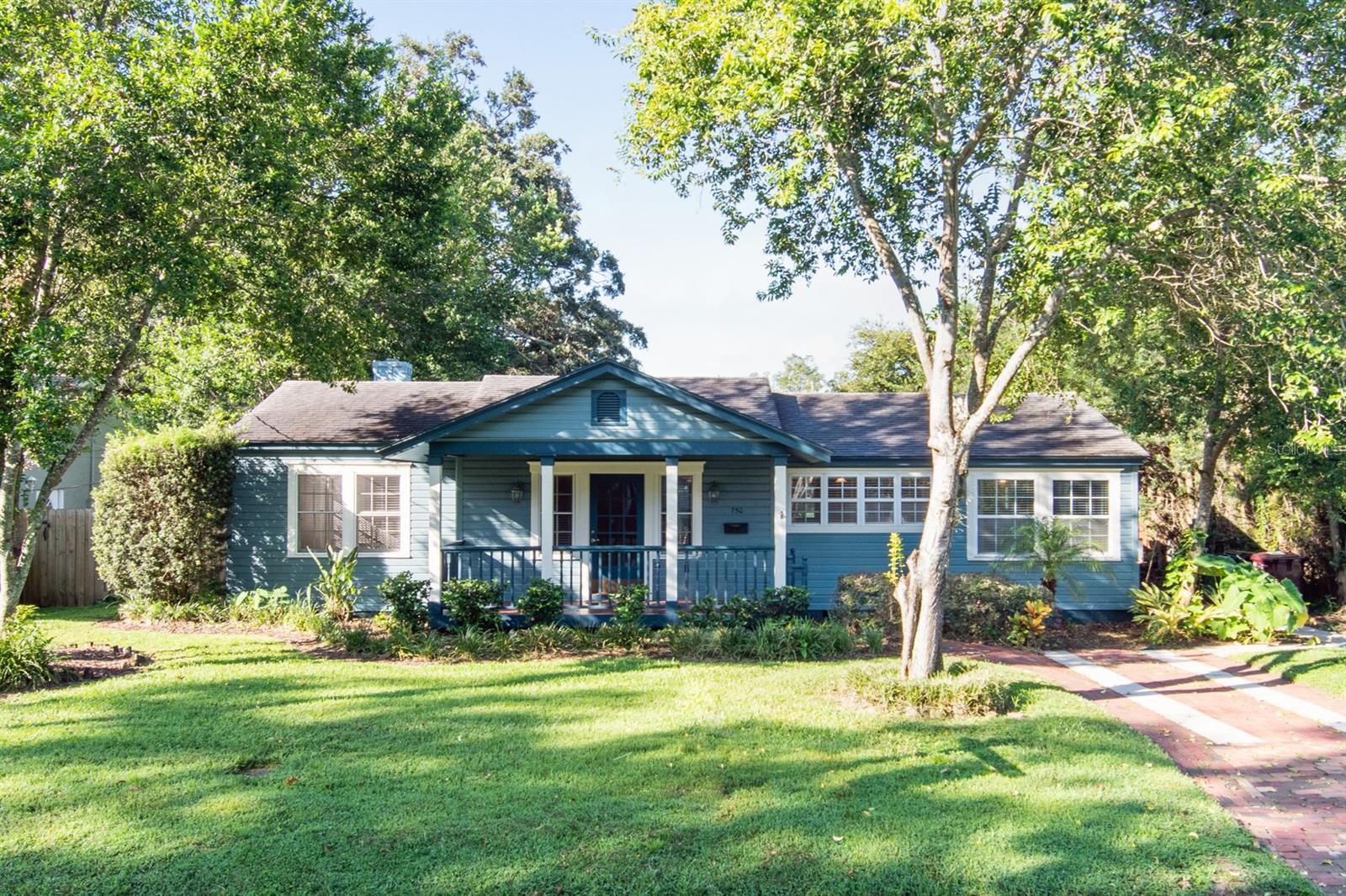 750 Royal Palm Ct