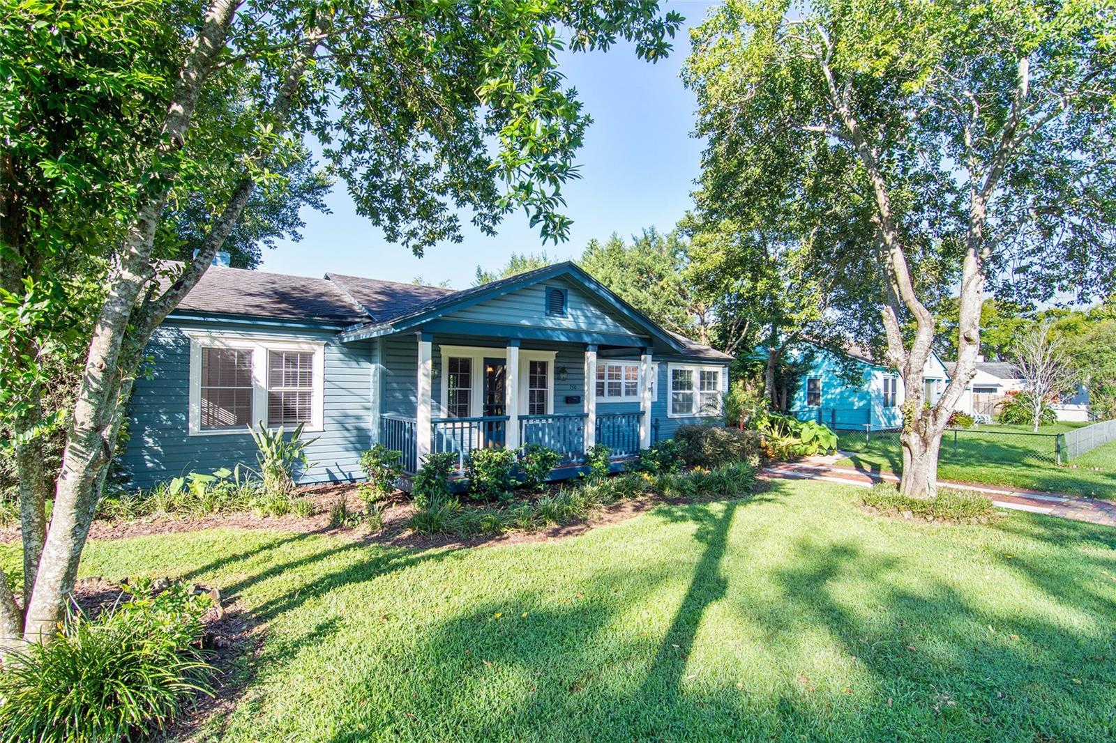 750 Royal Palm Ct