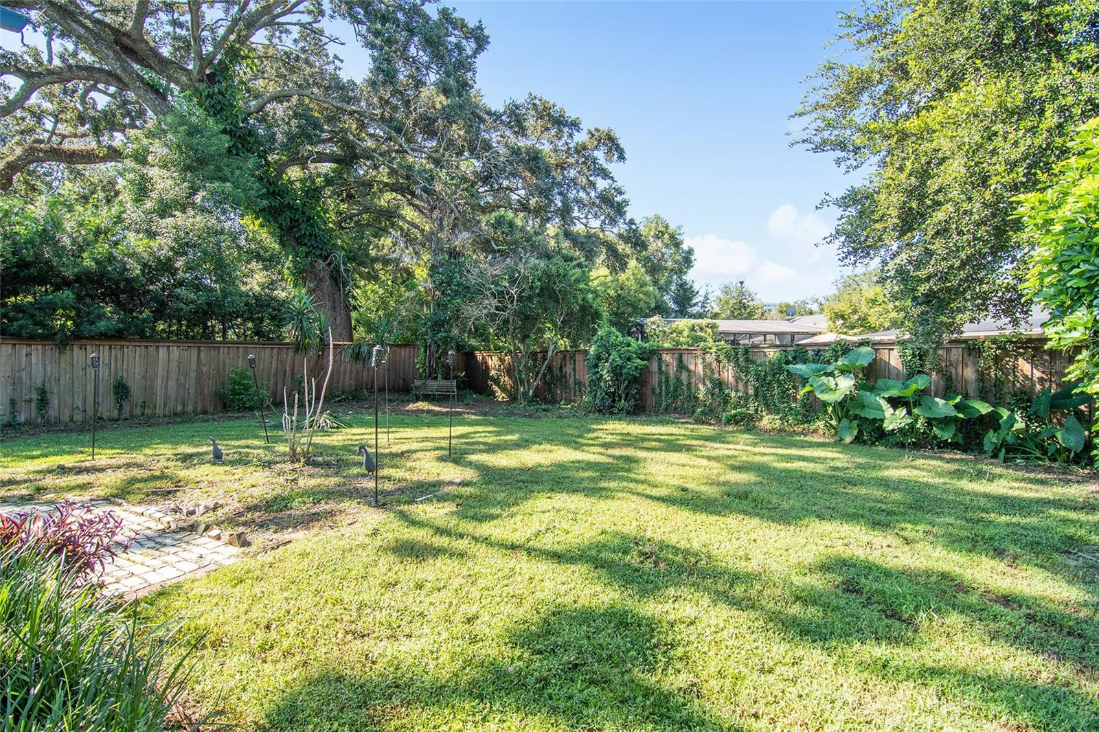 750 Royal Palm Ct