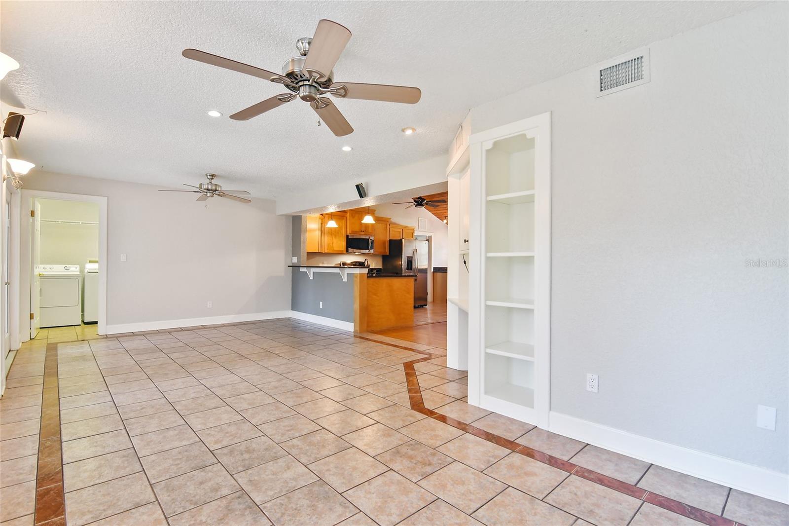 750 Royal Palm Ct