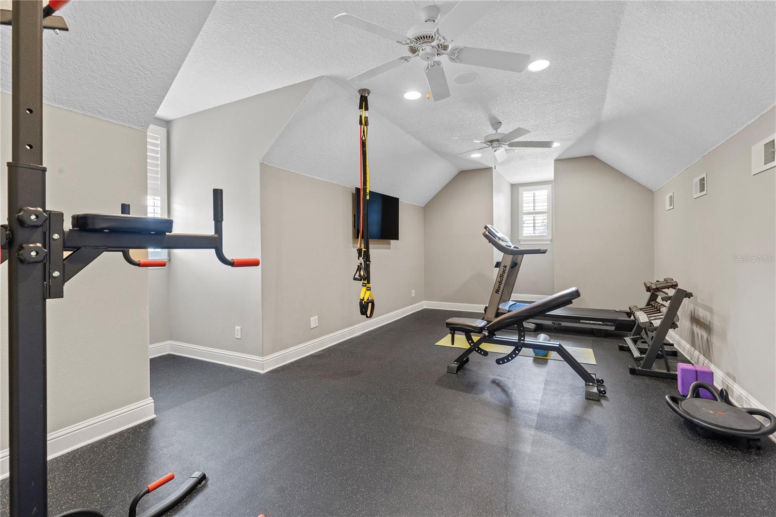 12537 Magnolia Cove Ct