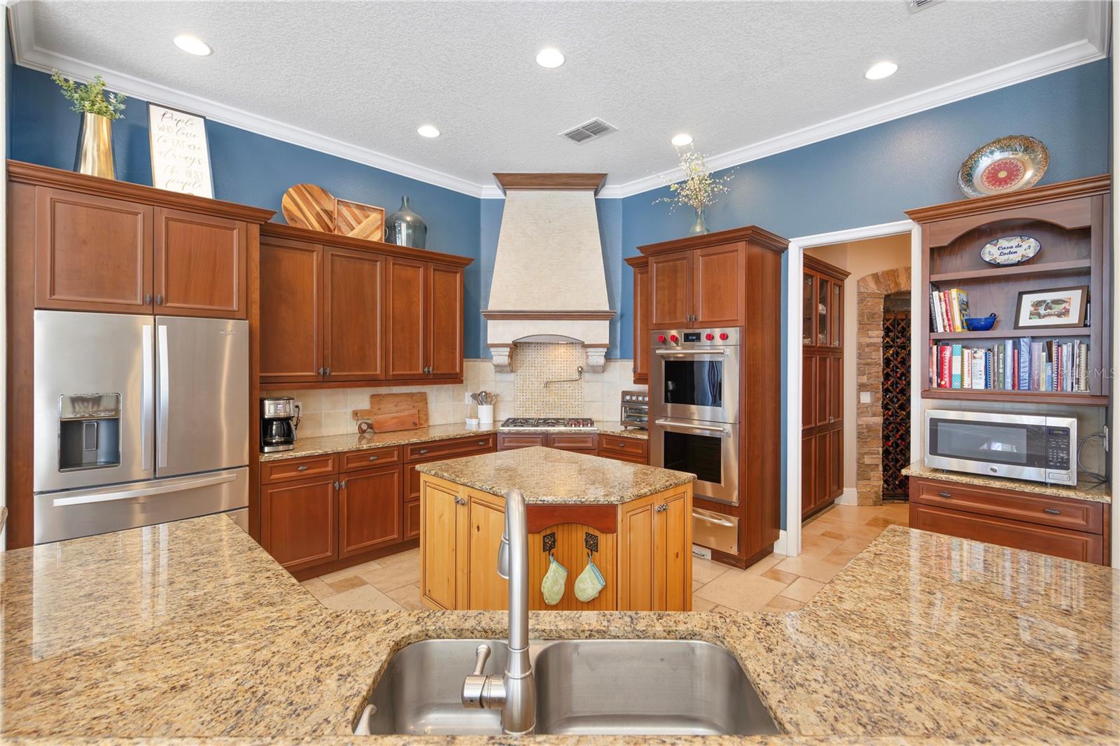 12537 Magnolia Cove Ct