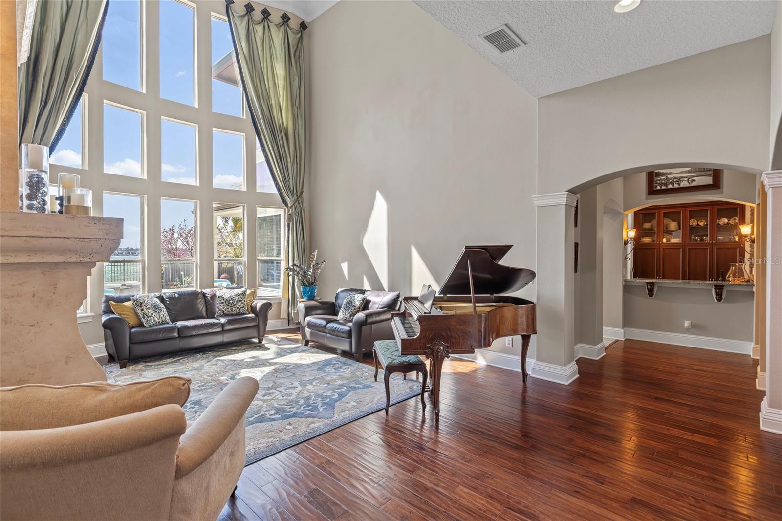 12537 Magnolia Cove Ct