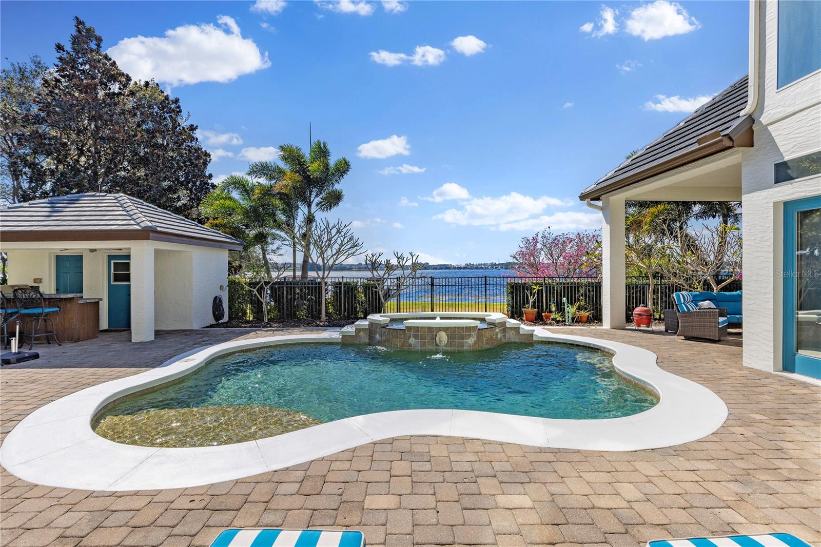 12537 Magnolia Cove Ct