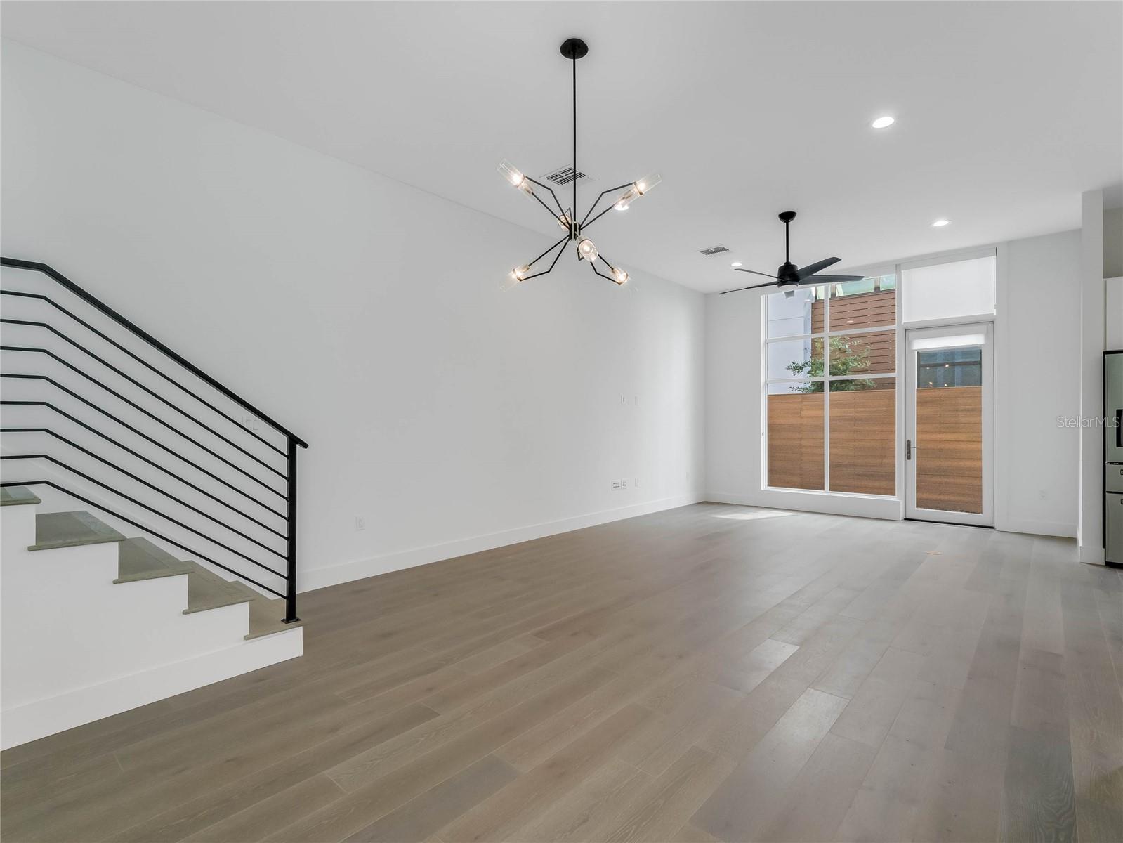 1808 Mondrian Cir
