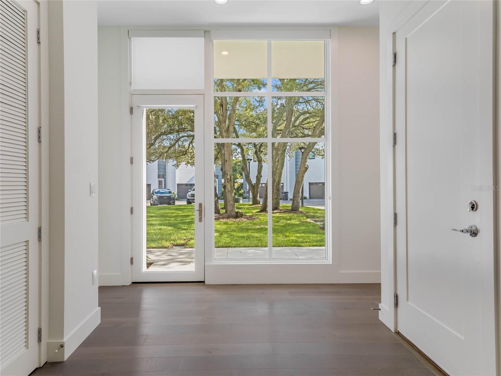 1808 Mondrian Cir