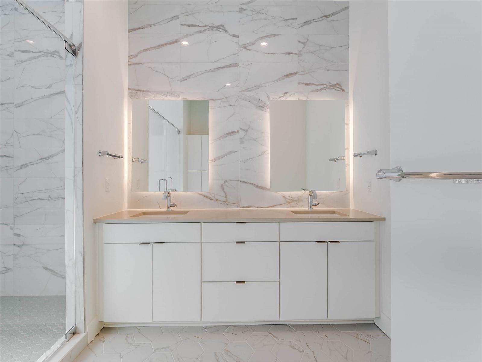1808 Mondrian Cir