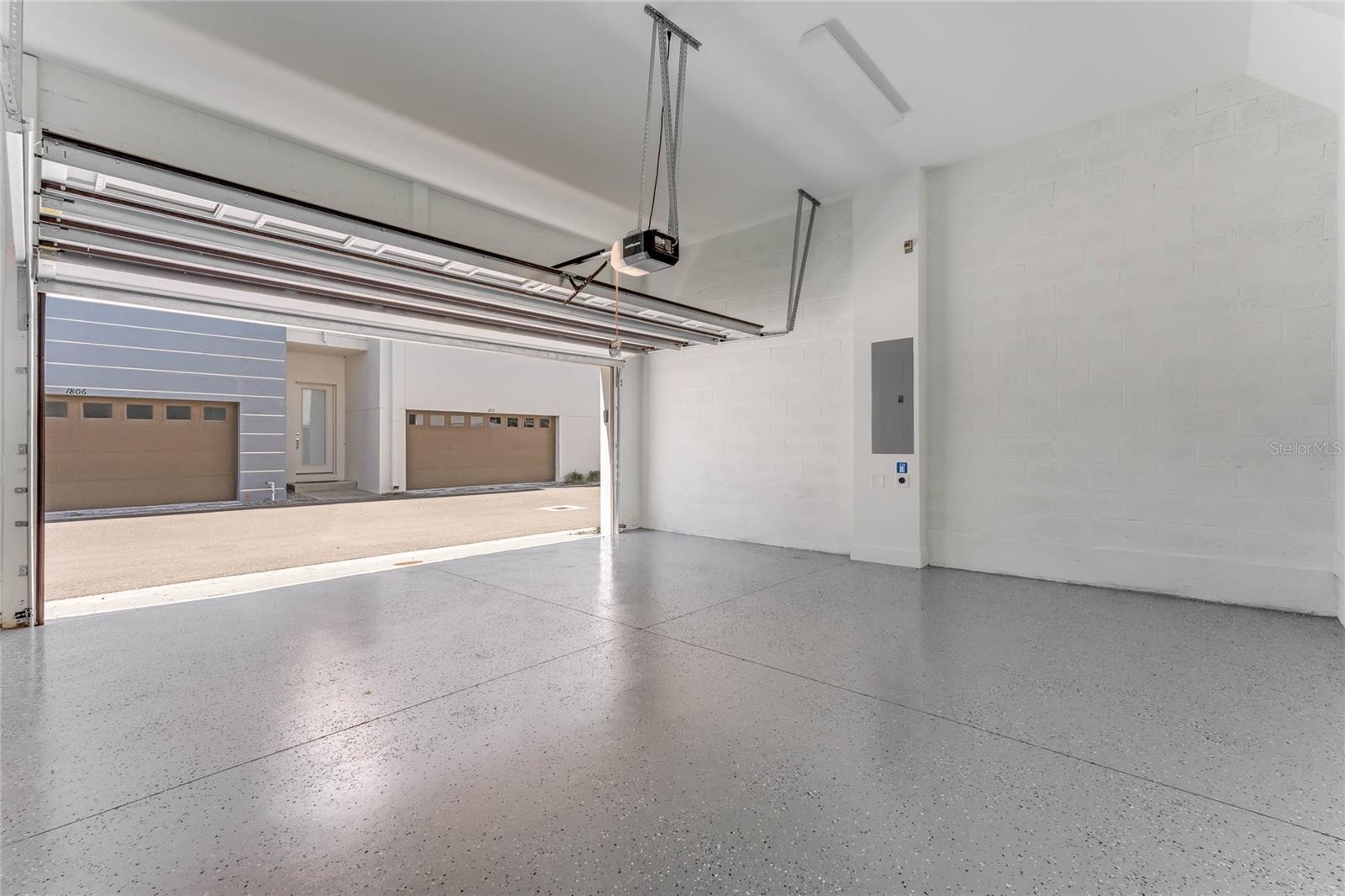 1808 Mondrian Cir