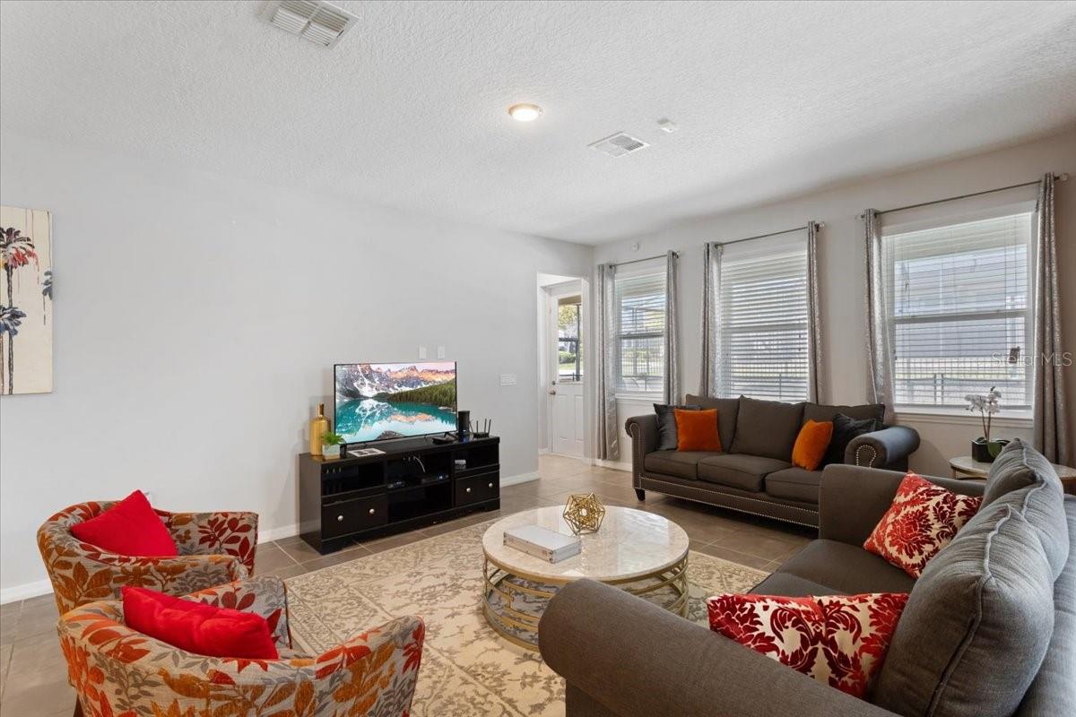 9000 Sunshine Ridge Loop