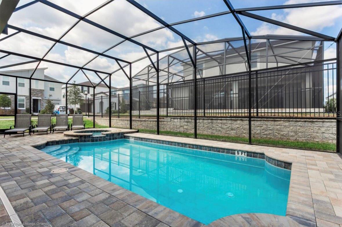 9000 Sunshine Ridge Loop