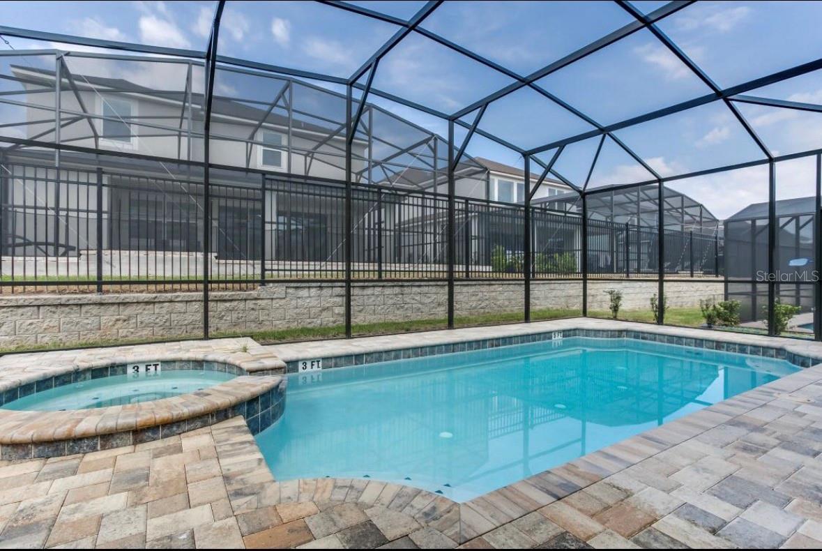 9000 Sunshine Ridge Loop