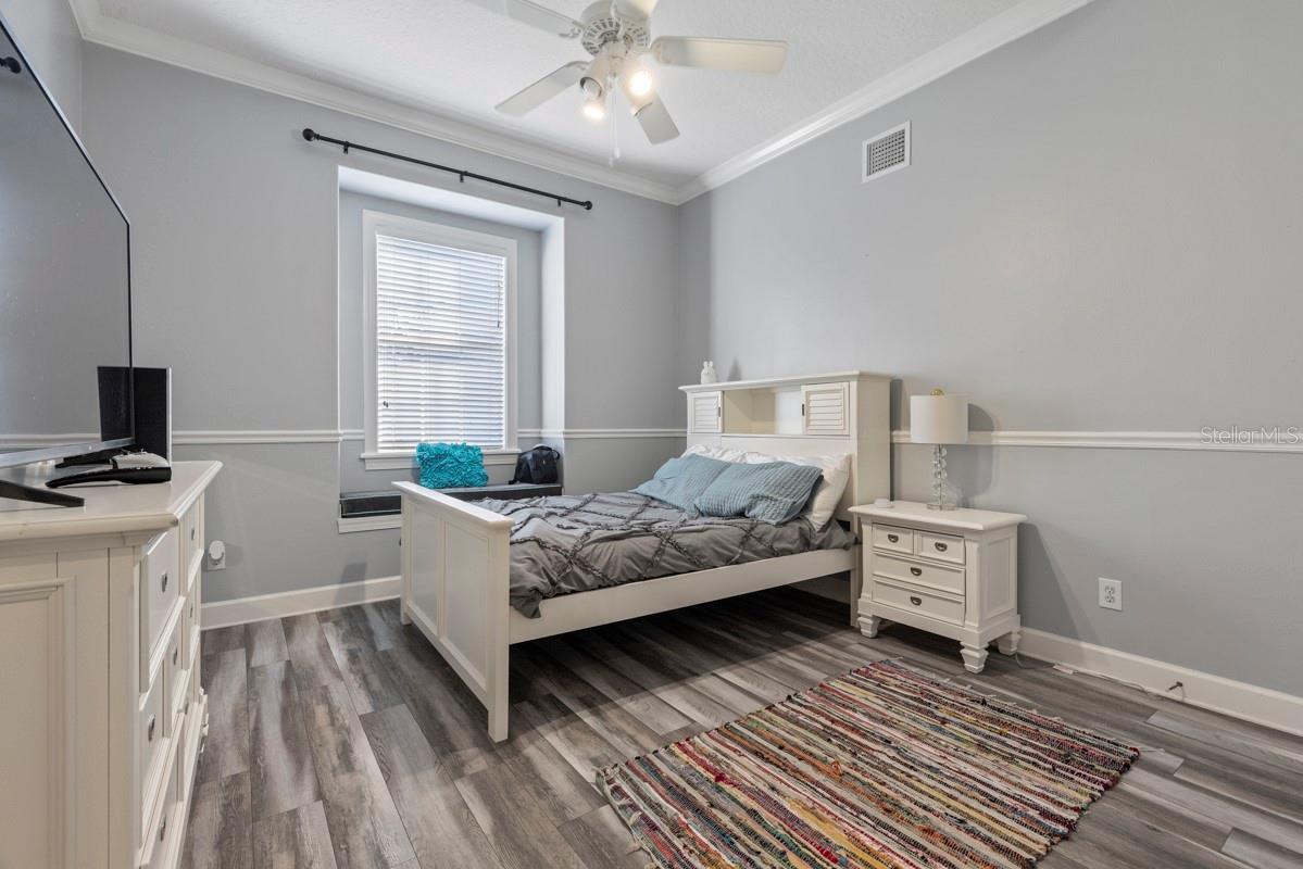 5409 Tildens Grove Blvd