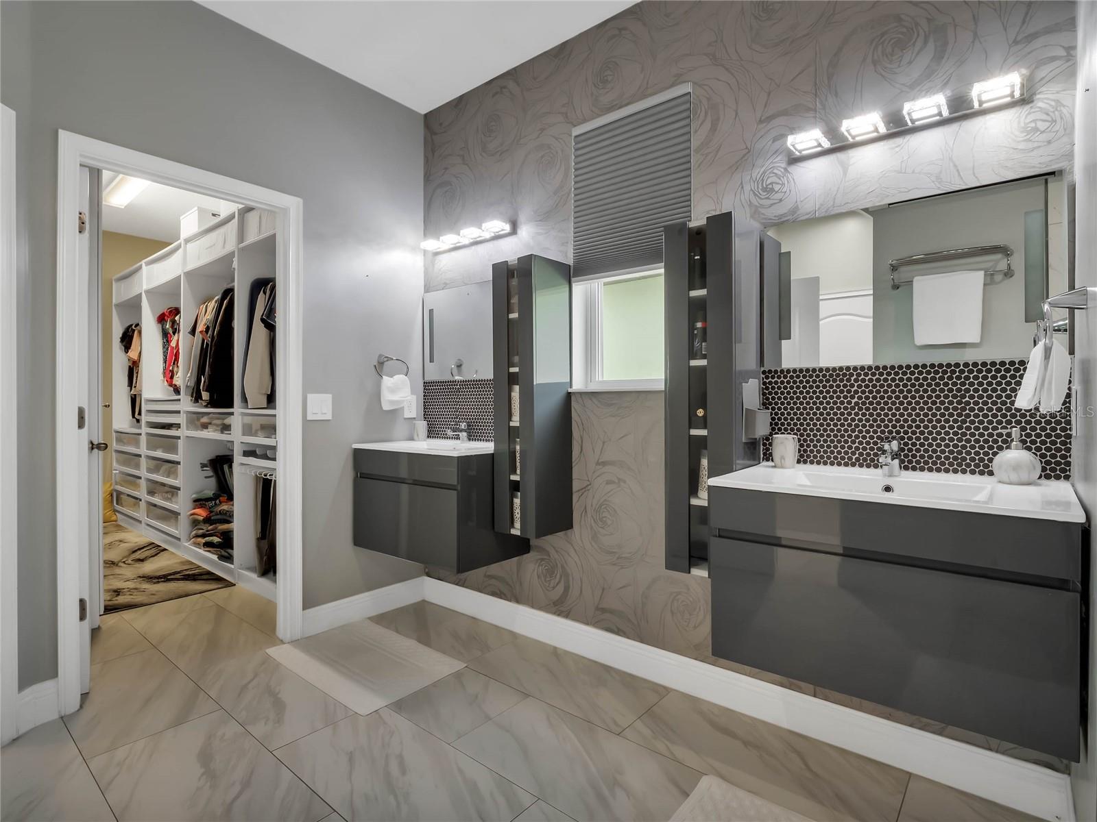 11689 Sprawling Oak Dr