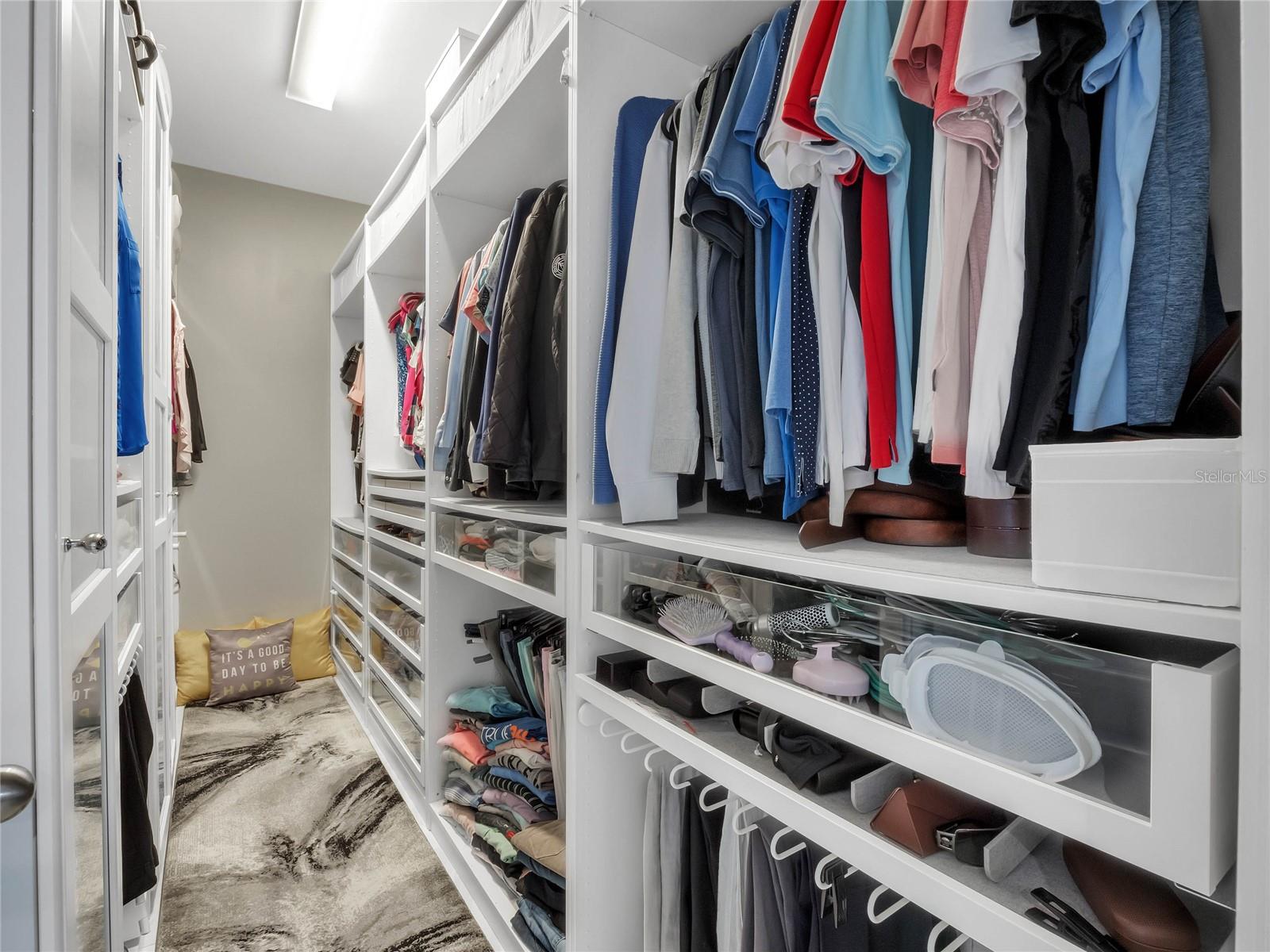 11689 Sprawling Oak Dr