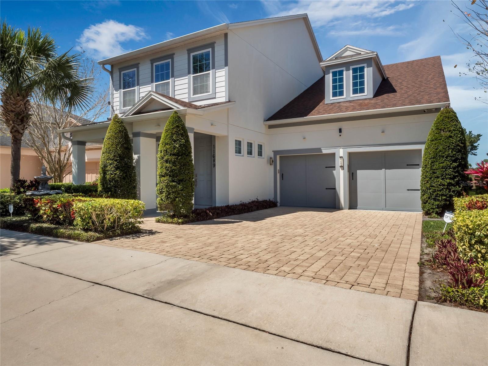 11689 Sprawling Oak Dr