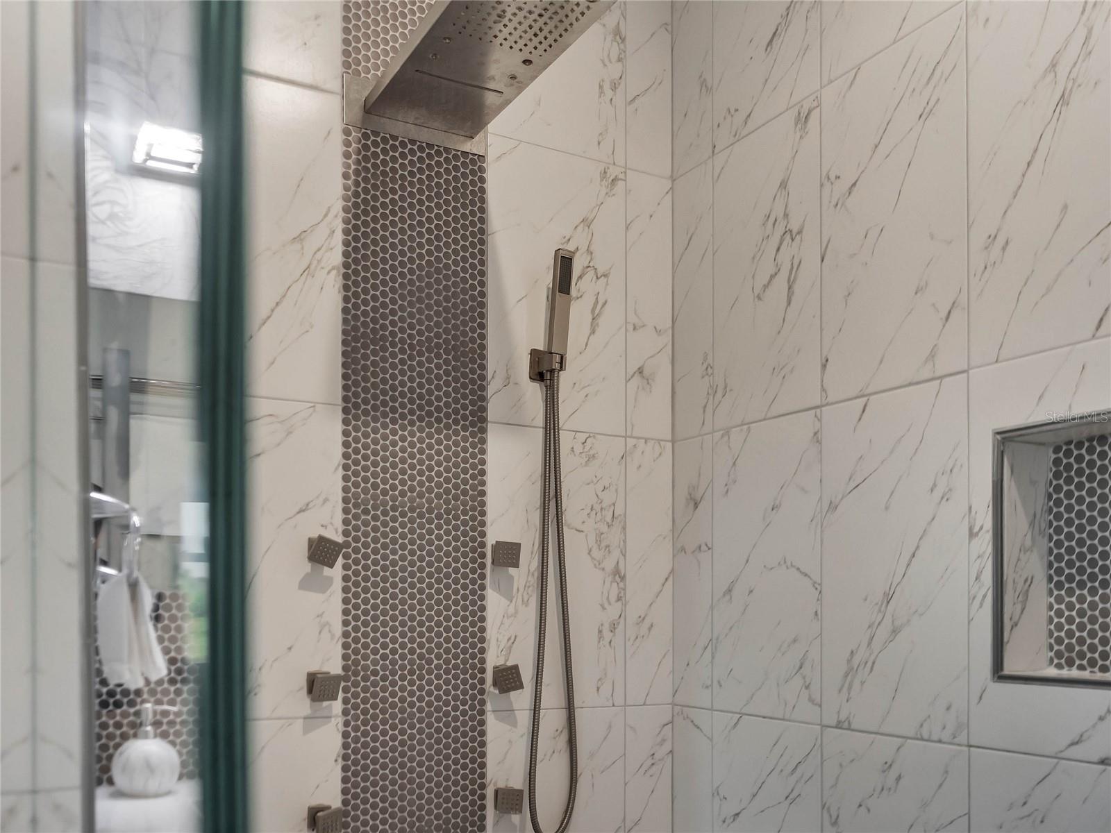 11689 Sprawling Oak Dr