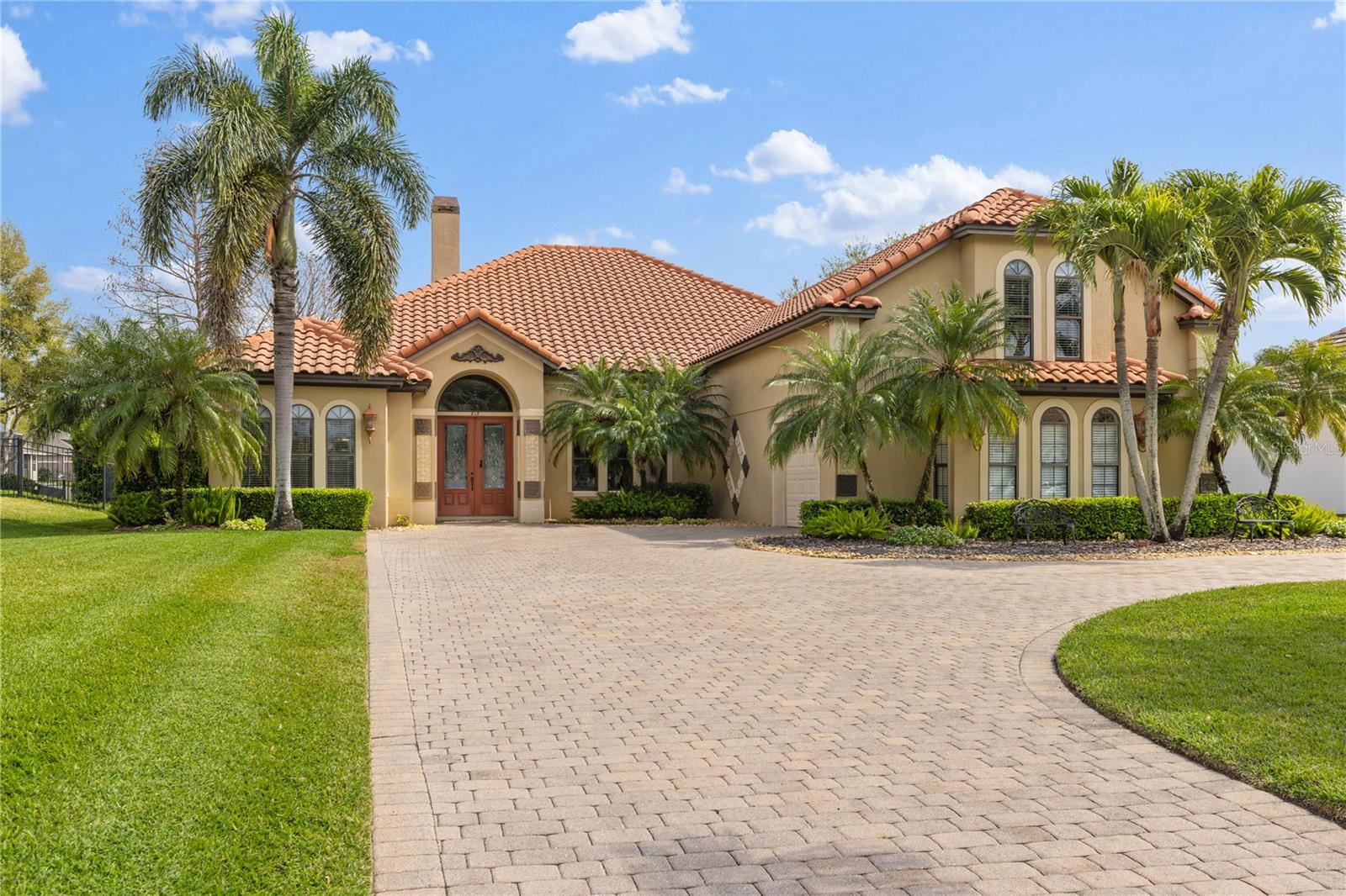 812 Johns Point Dr