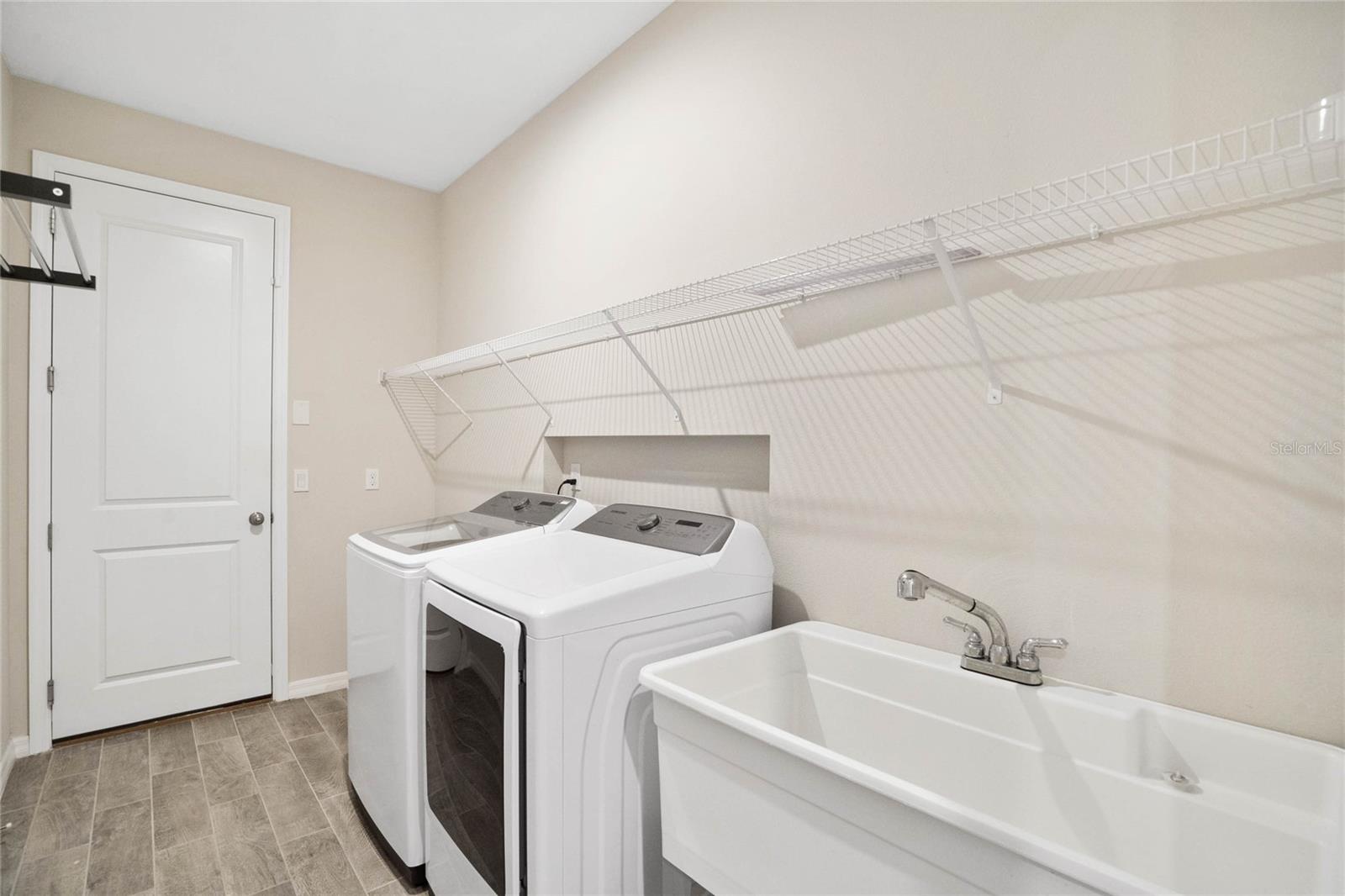 1132 Lakeside Estates Dr