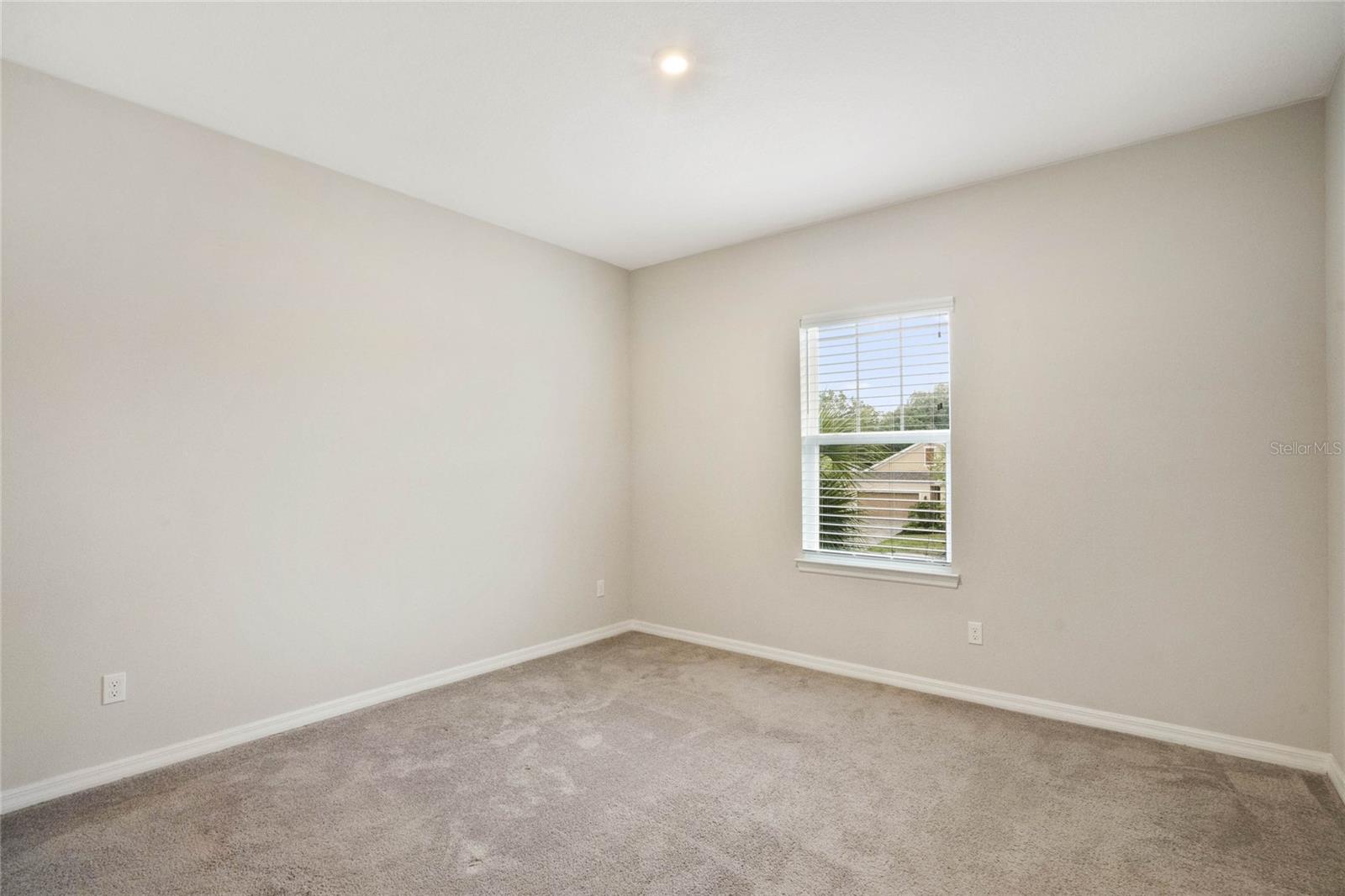 1132 Lakeside Estates Dr