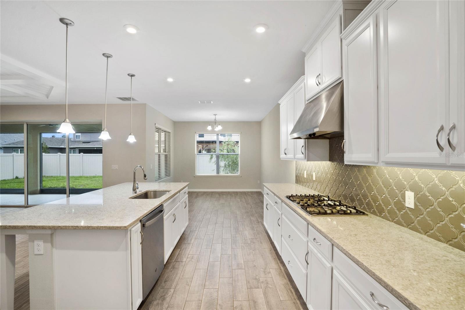 1132 Lakeside Estates Dr