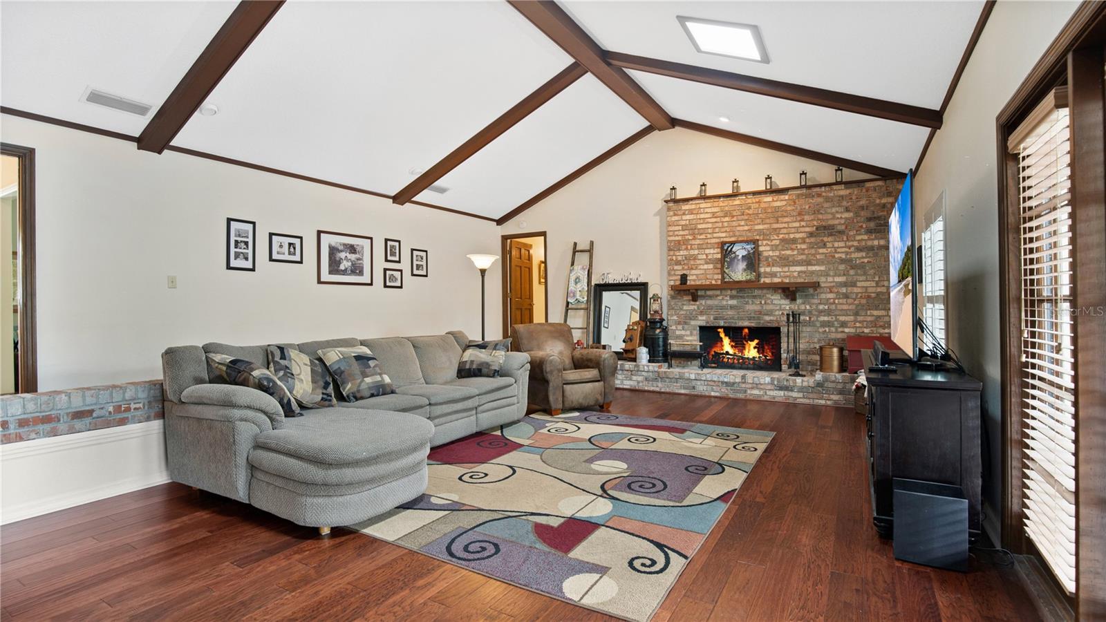 110 Valley Cir
