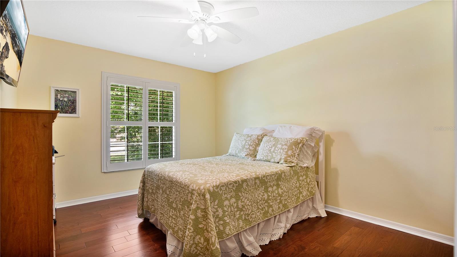 110 Valley Cir