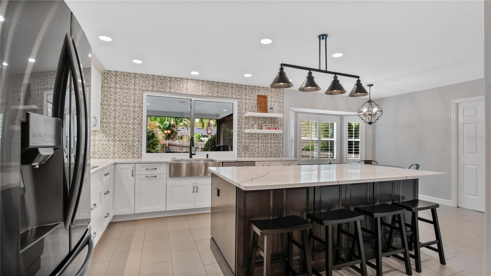 110 Valley Cir
