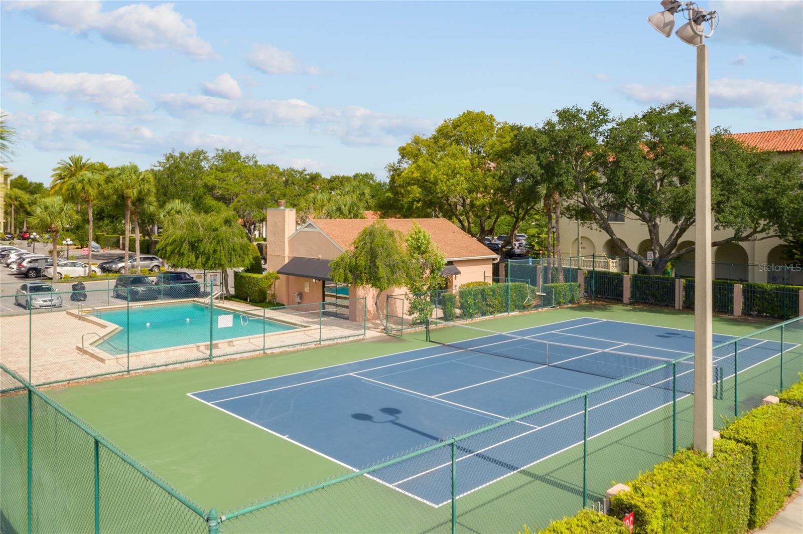 350 Carolina Ave #207