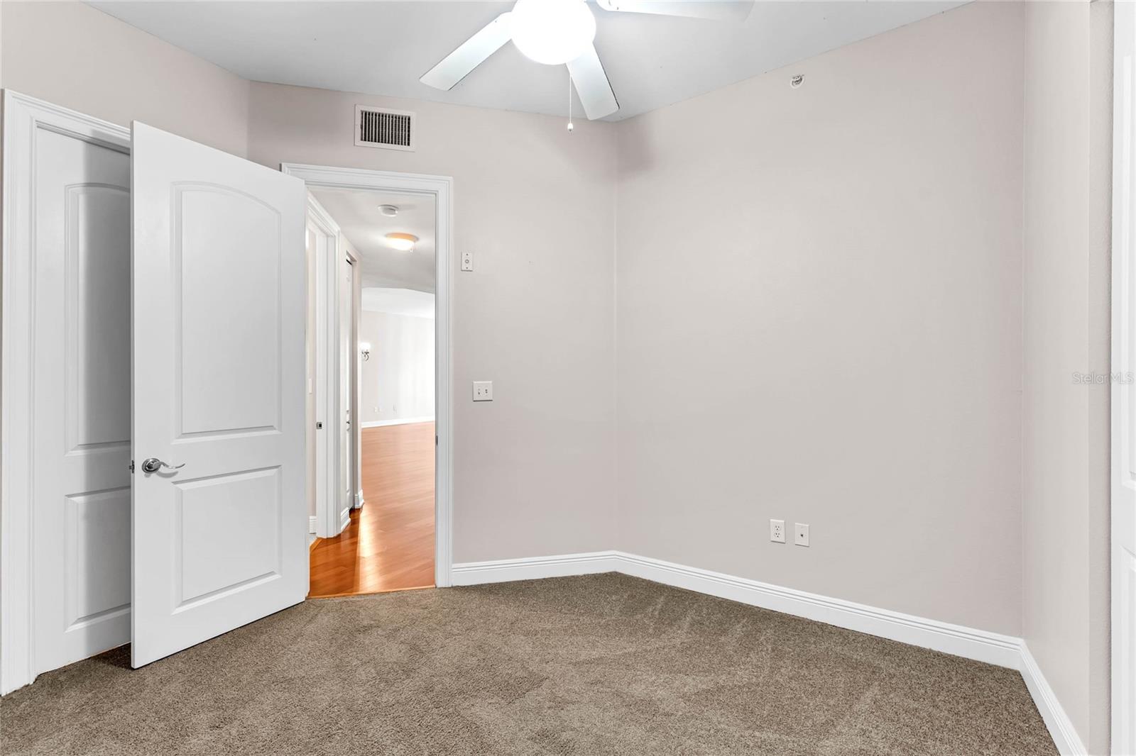 350 Carolina Ave #207