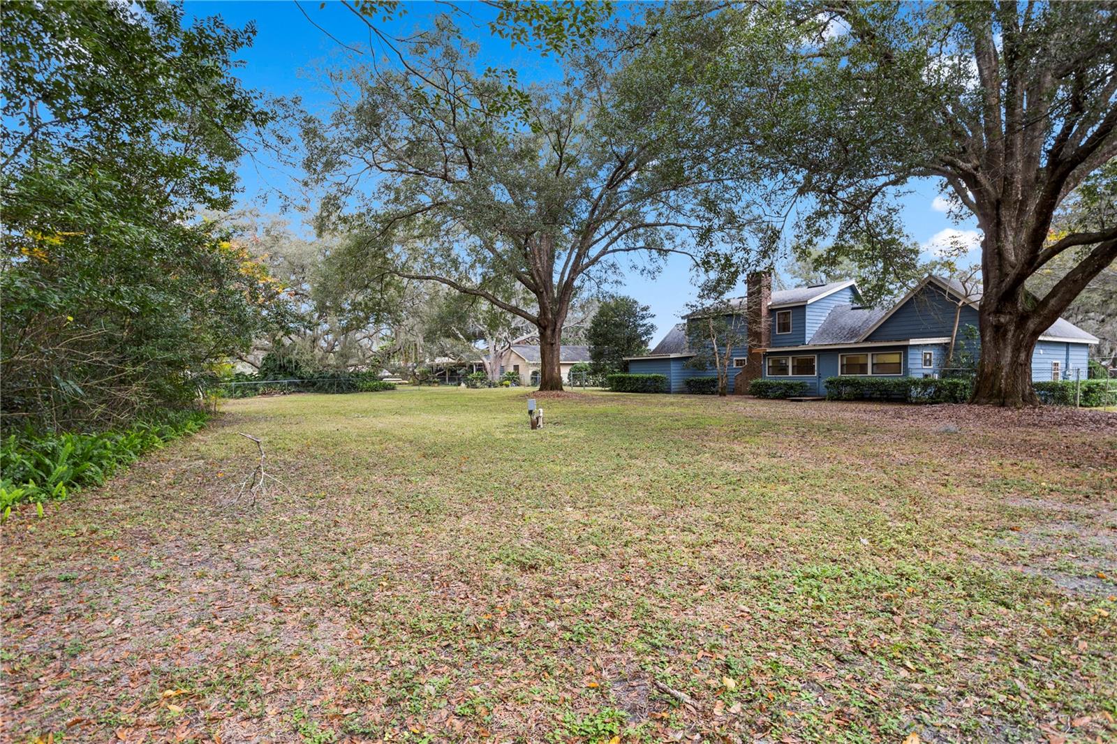 1402 Foxden Rd