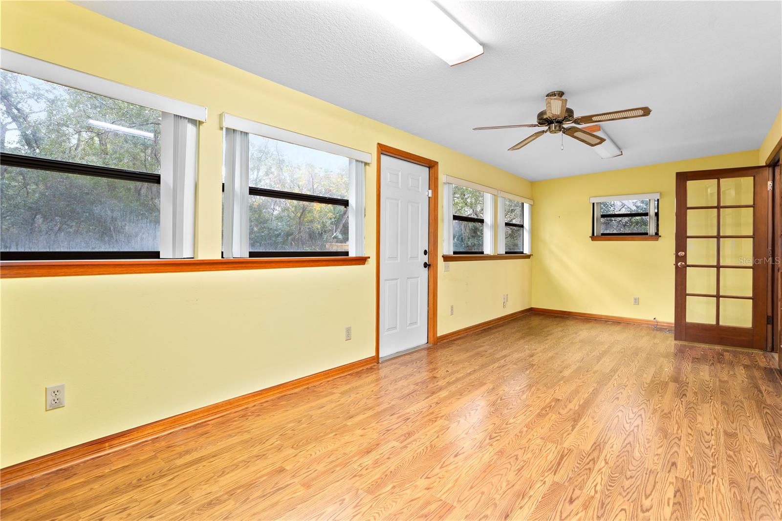 1402 Foxden Rd