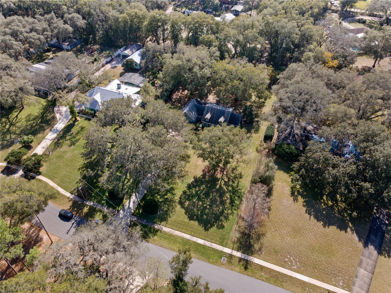 1402 Foxden Rd
