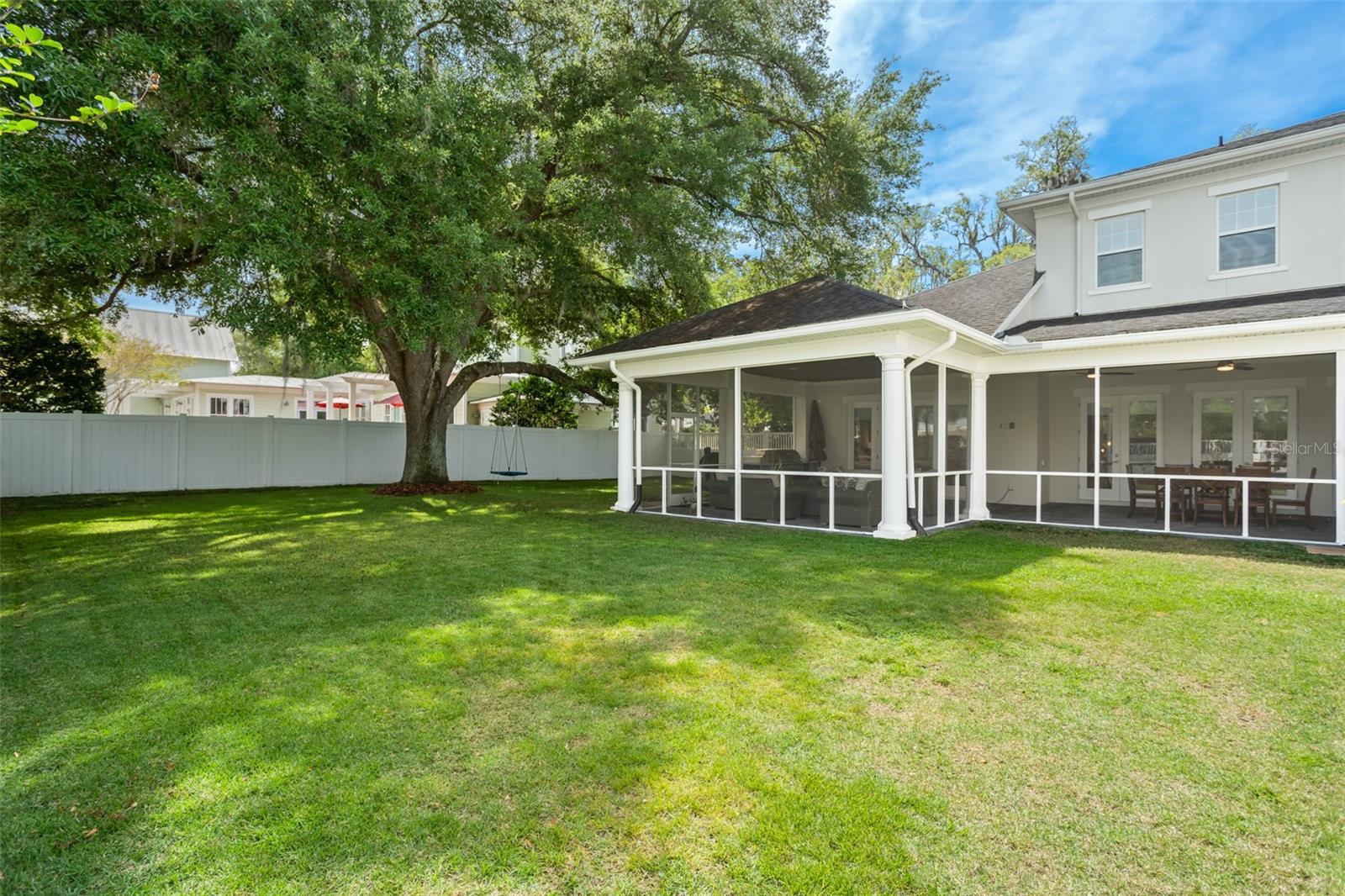 15255 E Oakland Ave