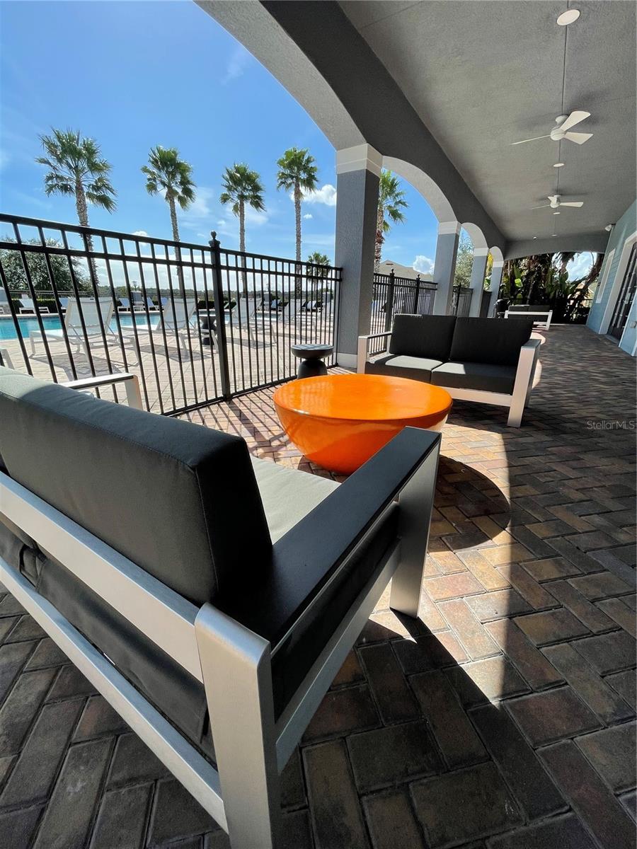 2385 Sirena Ln