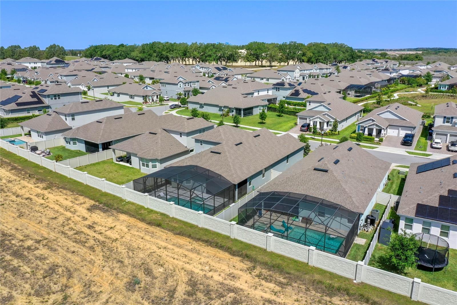 5633 Orange Orchard Dr