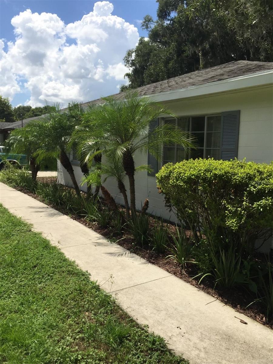 740 Wessex Pl