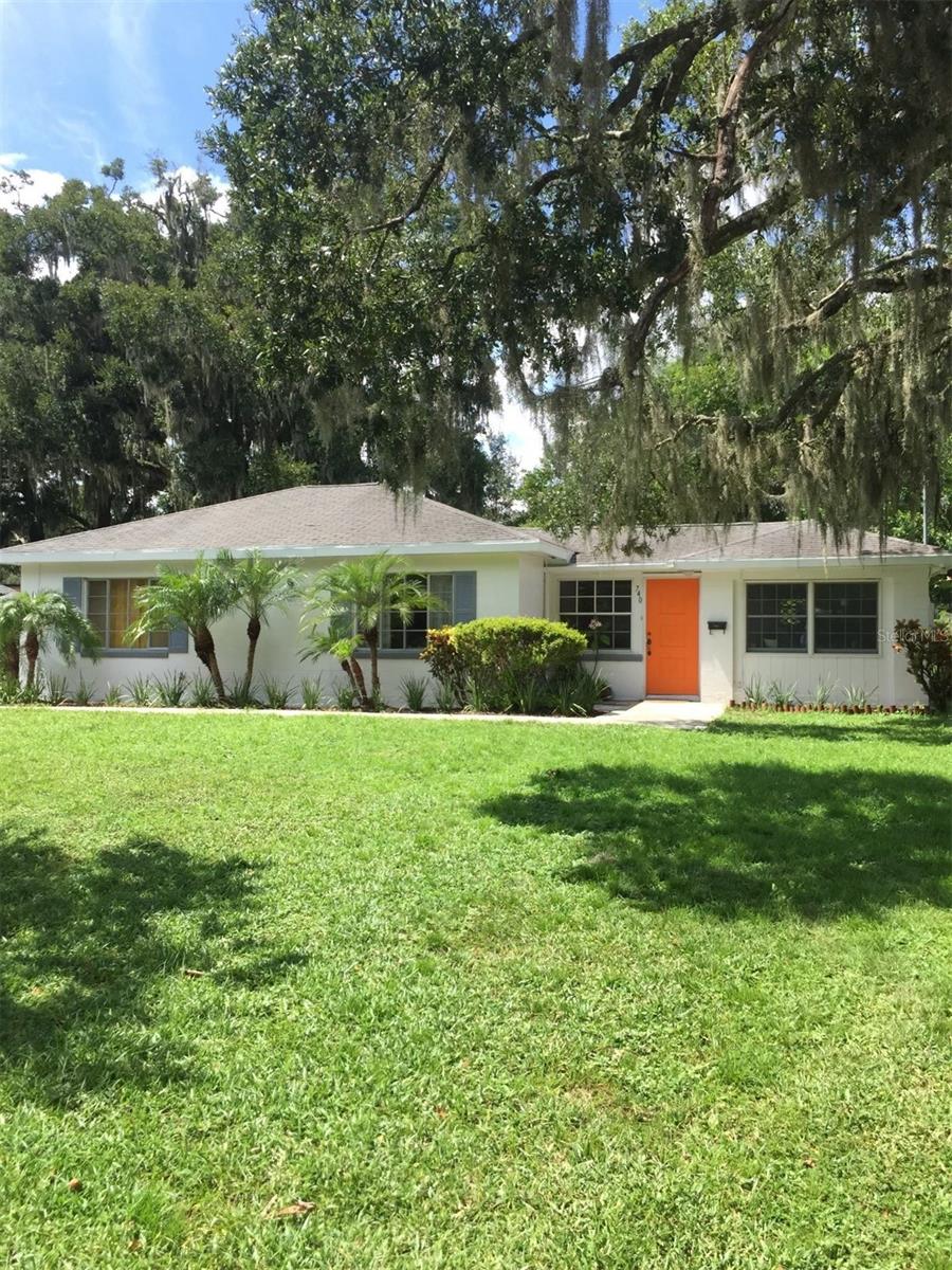 740 Wessex Pl