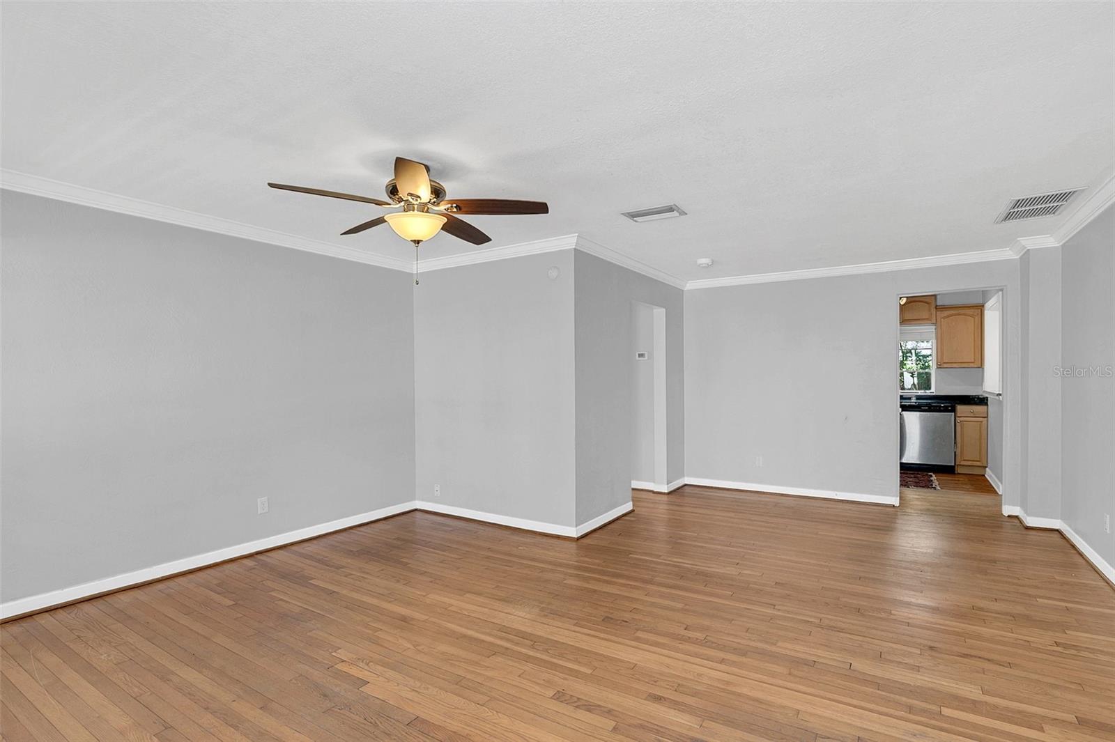 800 Lake Highland Dr