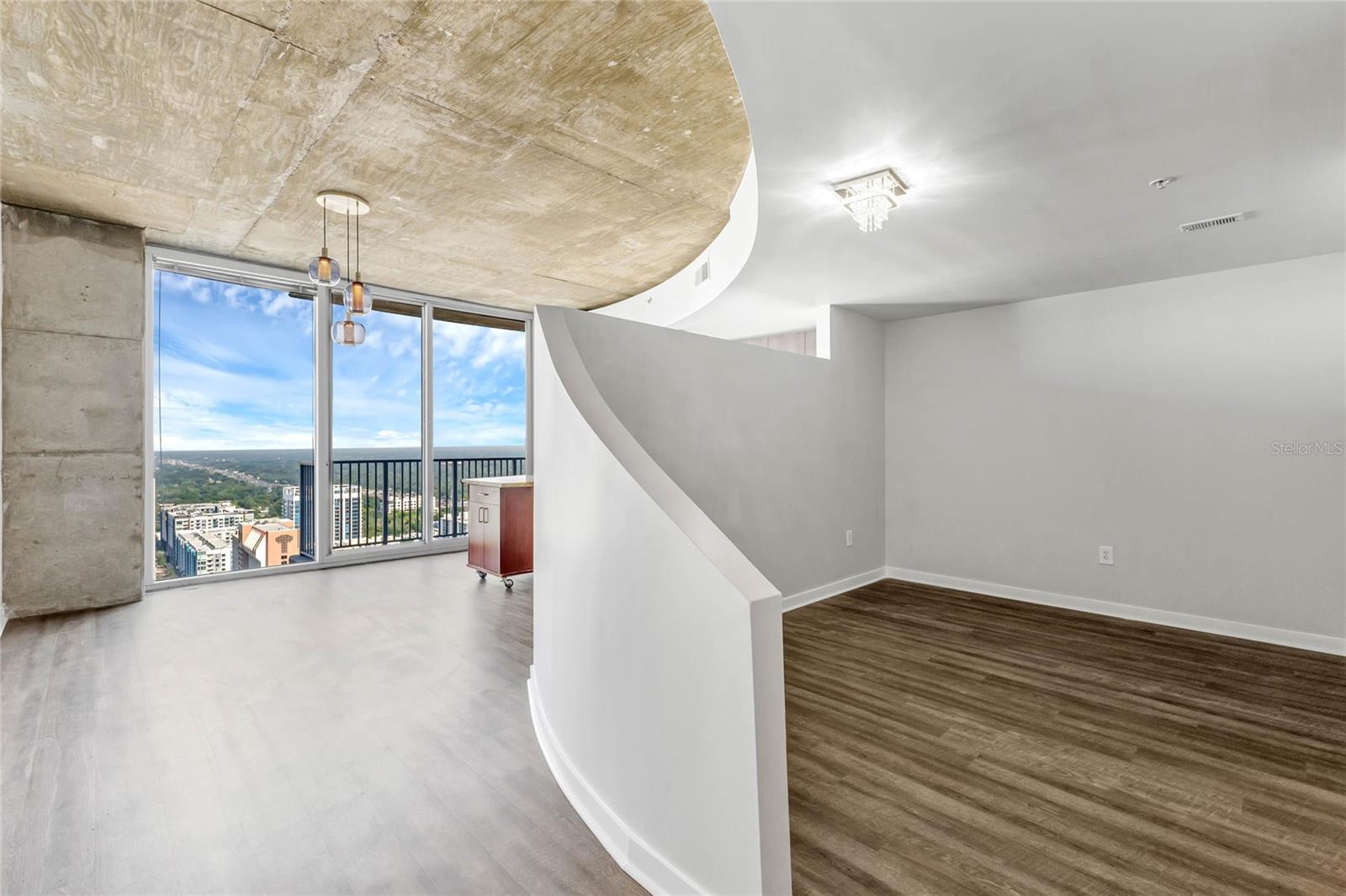 155 S Court Ave #2807